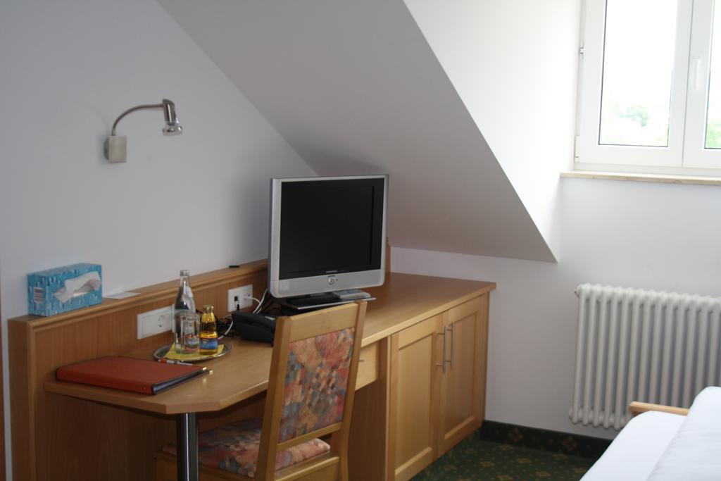 Hotel-Gasthof zur Krone Riedenburg Zimmer foto